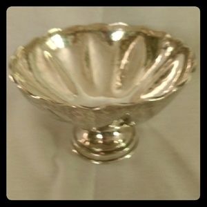 Sterling Silver footed scalloped bowl